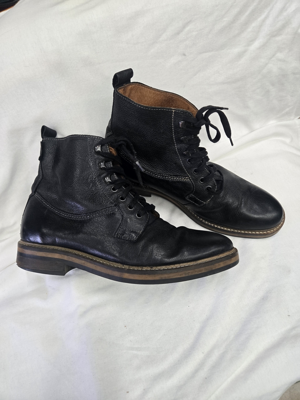 Wolverine Black Leather Chukka Lace-Up Boots